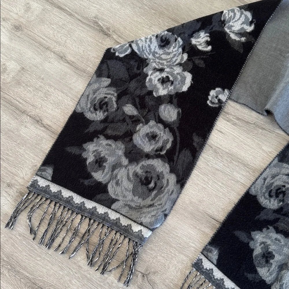 Preston & York Scarf Floral Design Scarf 12x62 Women's Fringed Black Gray Soft